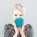 kupu-10-year-smoke-alarm-woman_turquoise_1440x1440.webp